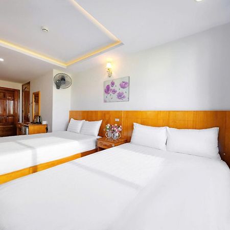Hang Nga Hotel Nha Trang Esterno foto