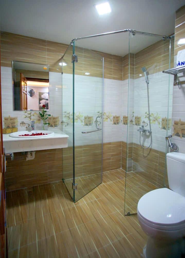 Hang Nga Hotel Nha Trang Esterno foto