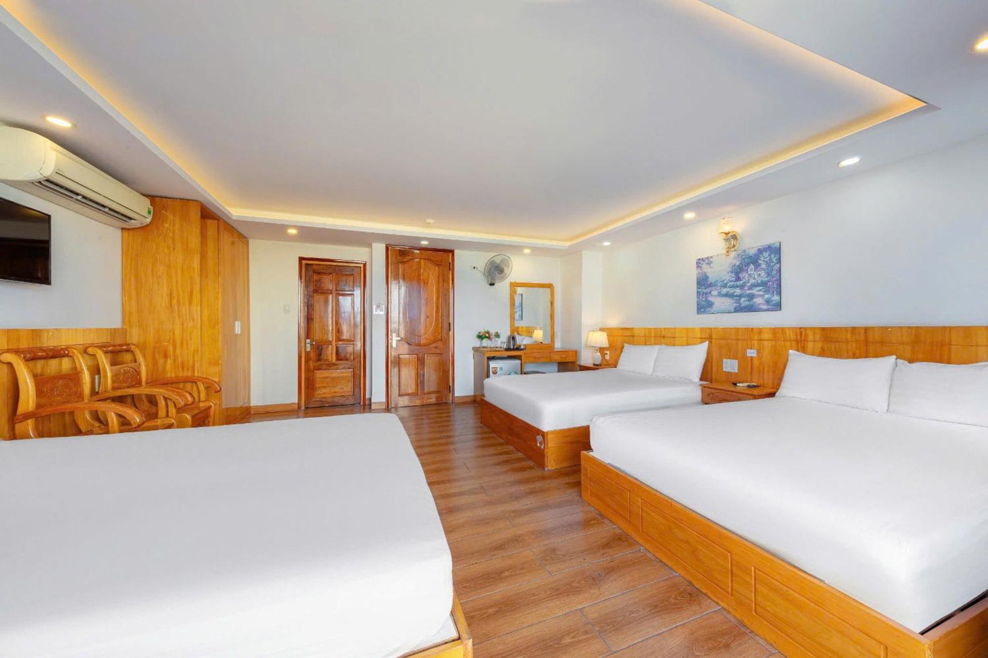 Hang Nga Hotel Nha Trang Esterno foto